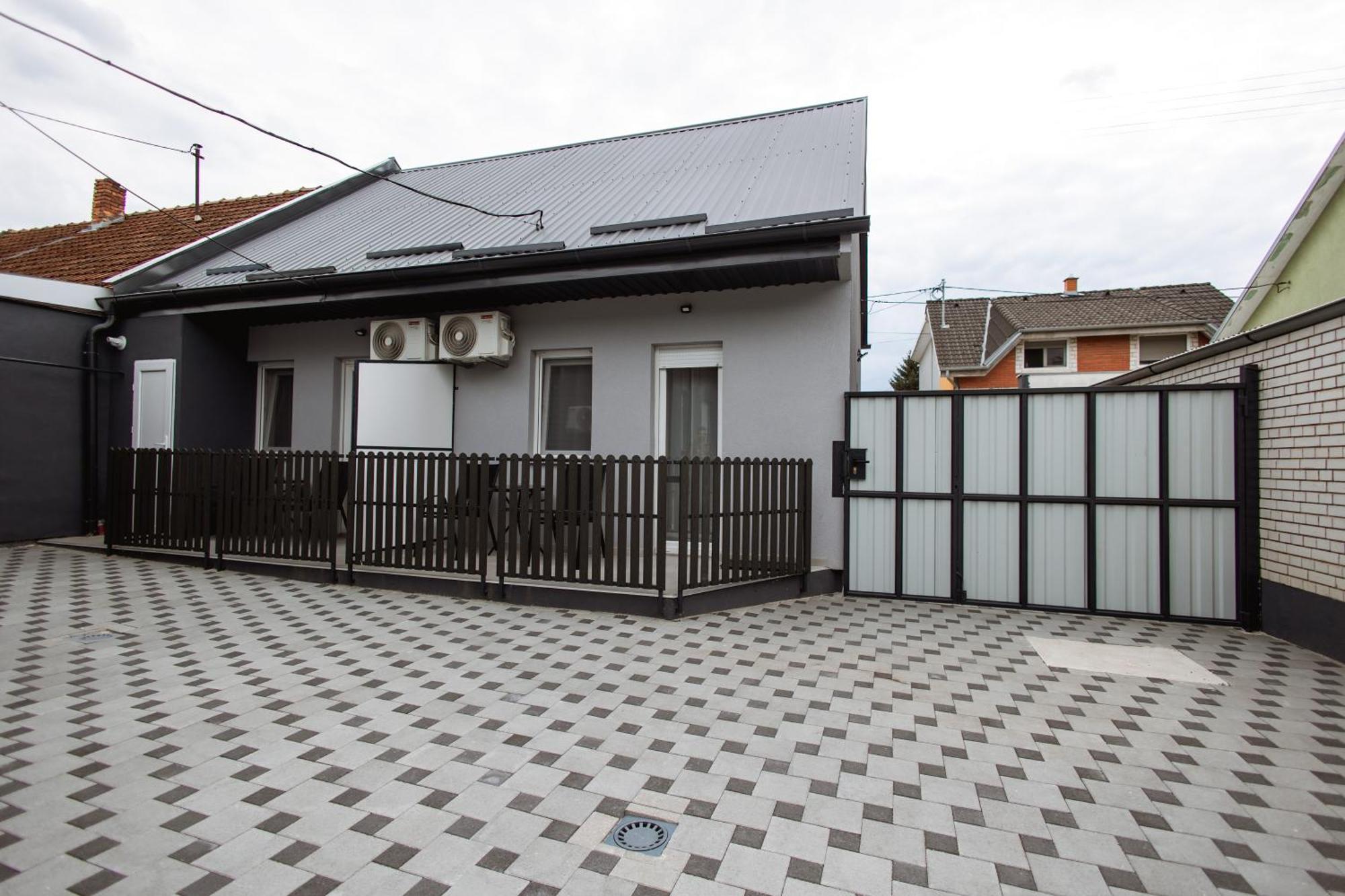 Cozy Studio Apartment In Osijek - Self Check In 외부 사진