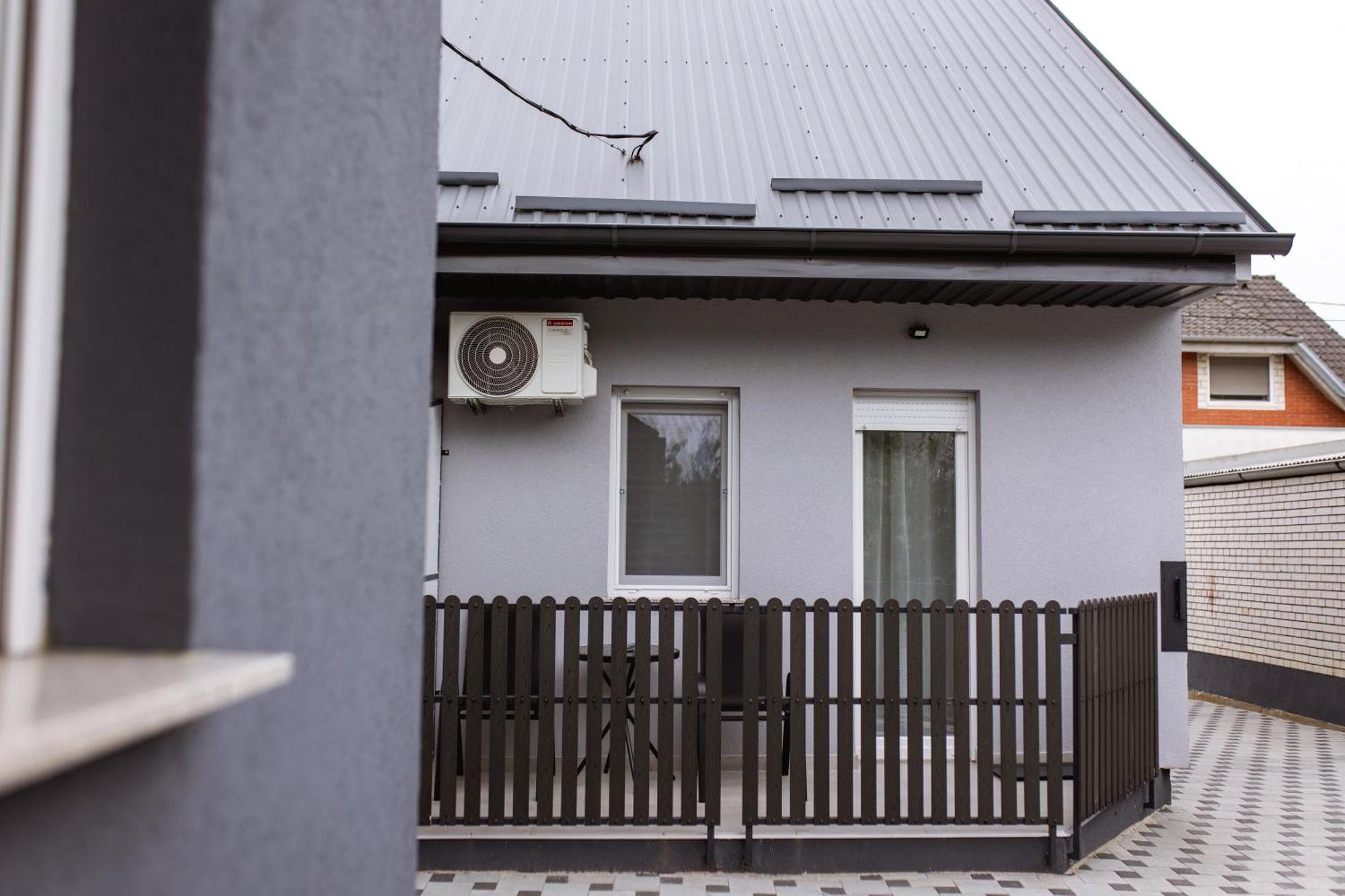 Cozy Studio Apartment In Osijek - Self Check In 외부 사진